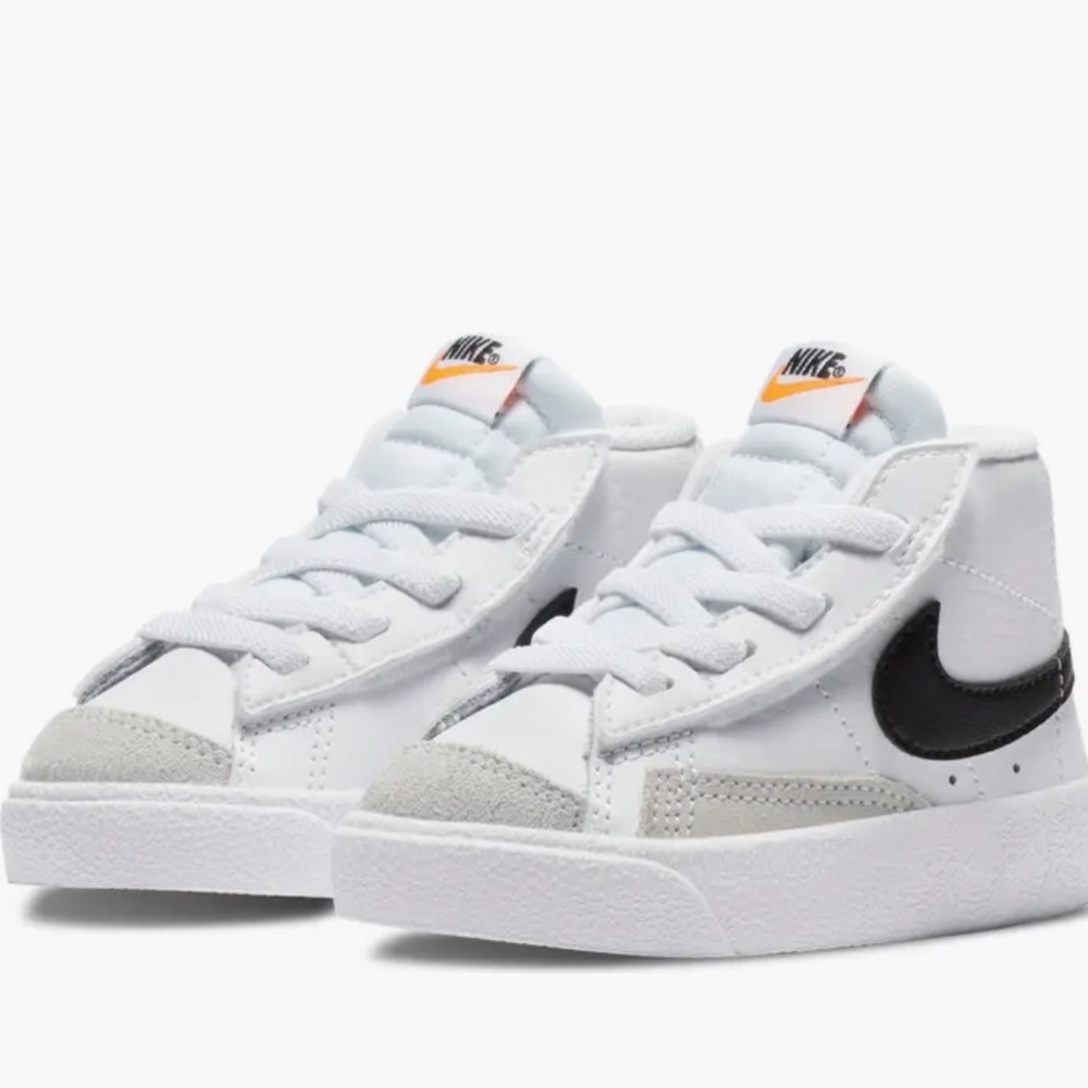 NWOT Nike toddler mid 77 Sneaker.